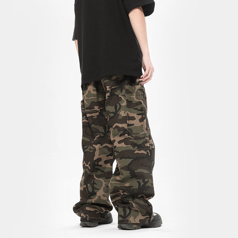 Leg-Shaping Camo