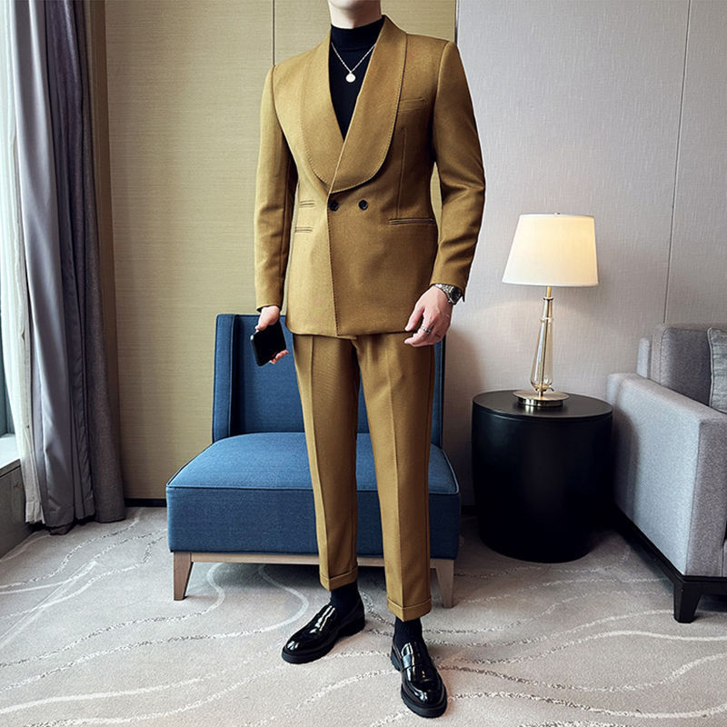 Green Collar Suit