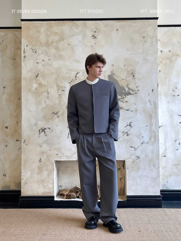 Wide-Shoulder Suit