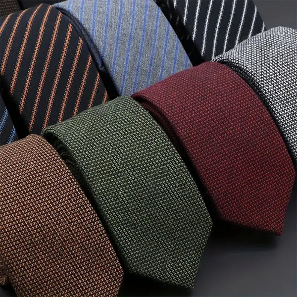 Solid Men’s Tie