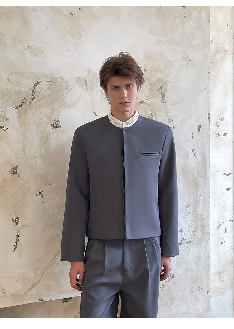 Wide-Shoulder Suit